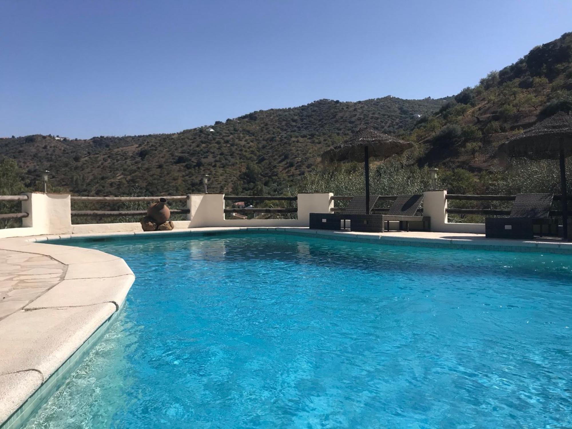 Cortijo Cuscurro Villa Ríogordo Exterior foto